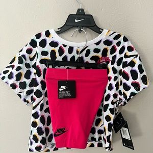 NWT NIKE Girls 2 piece short set